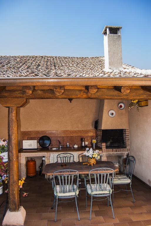 La Fuente Del Monte Villa Caballar Ngoại thất bức ảnh